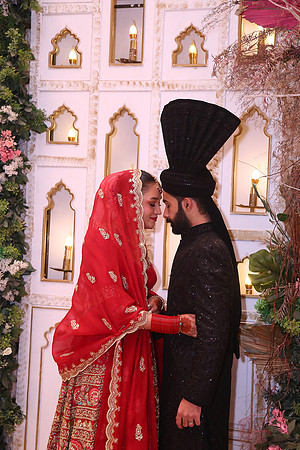 Shahroz & Fariha Barat 00193