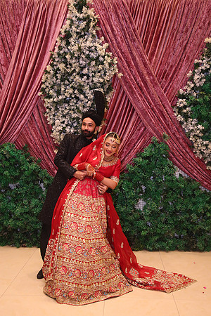 Shahroz & Fariha Barat 00224