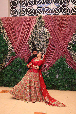 Shahroz & Fariha Barat 00227