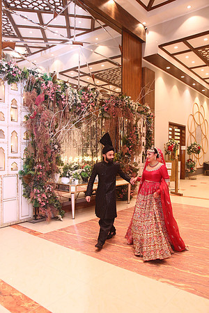 Shahroz & Fariha Barat 00171