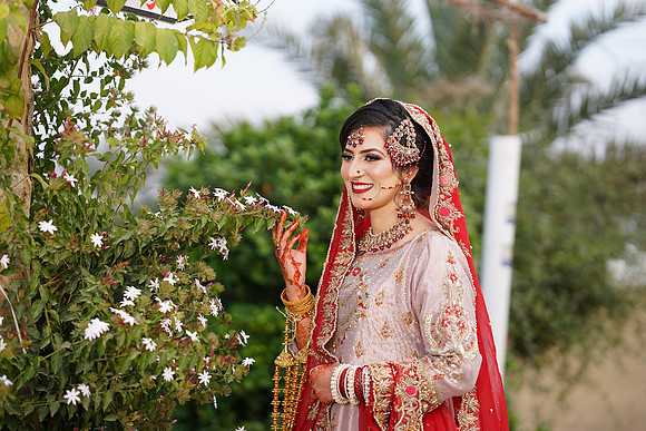 Uzair & Faria Barat 00076