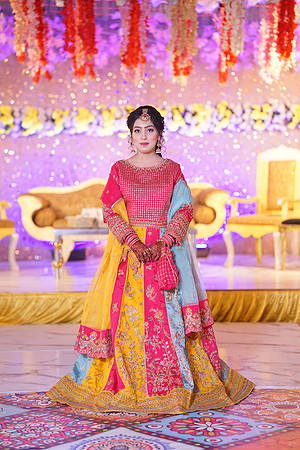 Ayesha & Naveed Mehndi 00005