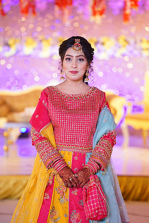 Ayesha & Naveed Mehndi 00006