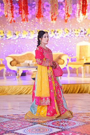 Ayesha & Naveed Mehndi 00010