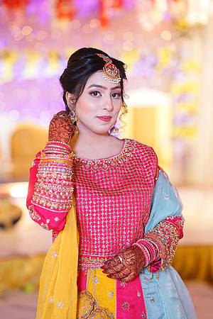 Ayesha & Naveed Mehndi 00017