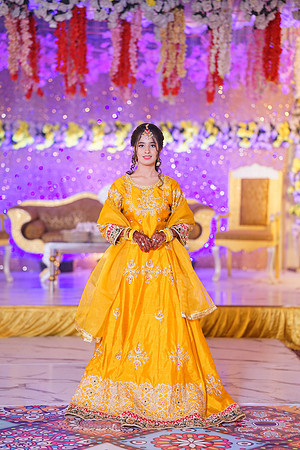 Ayesha & Naveed Mehndi 00026