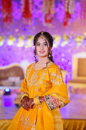 Ayesha & Naveed Mehndi 00028