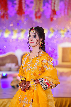 Ayesha & Naveed Mehndi 00029