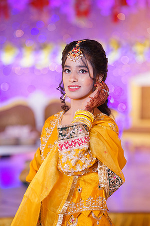 Ayesha & Naveed Mehndi 00031