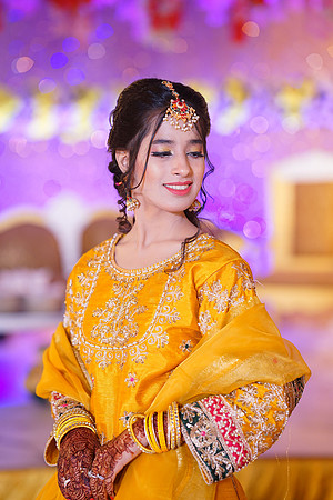 Ayesha & Naveed Mehndi 00032