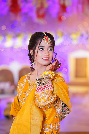 Ayesha & Naveed Mehndi 00034
