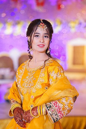 Ayesha & Naveed Mehndi 00033
