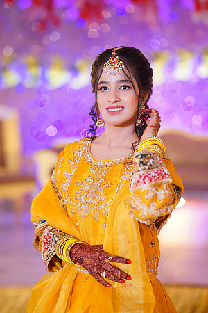 Ayesha & Naveed Mehndi 00042