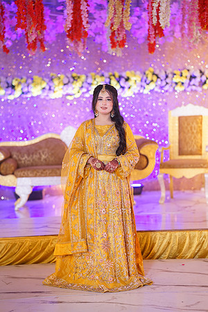 Ayesha & Naveed Mehndi 00080