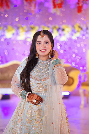 Ayesha & Naveed Mehndi 00097