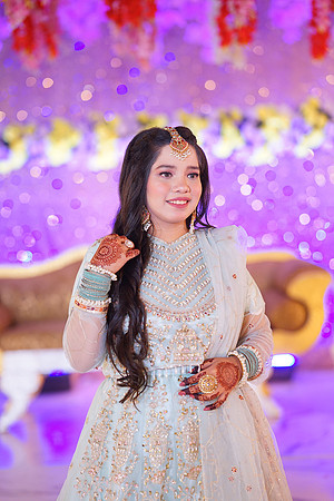 Ayesha & Naveed Mehndi 00098
