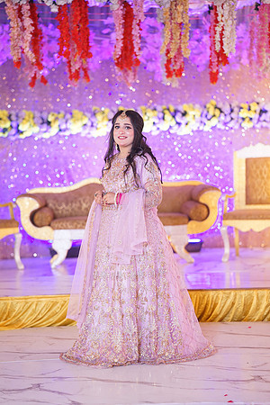 Ayesha & Naveed Mehndi 00102