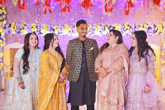Ayesha & Naveed Mehndi 00112