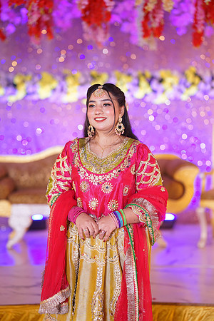 Ayesha & Naveed Mehndi 00166