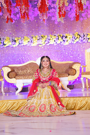 Ayesha & Naveed Mehndi 00171