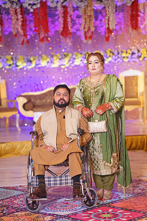 Ayesha & Naveed Mehndi 00192