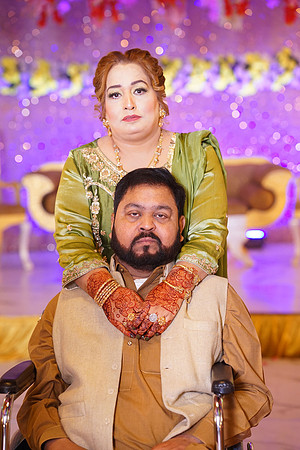Ayesha & Naveed Mehndi 00199
