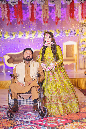 Ayesha & Naveed Mehndi 00202