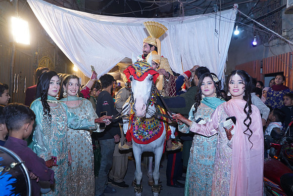 Naveed & Rabia Barat 00158