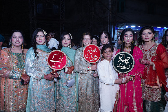 Naveed & Rabia Barat 00180