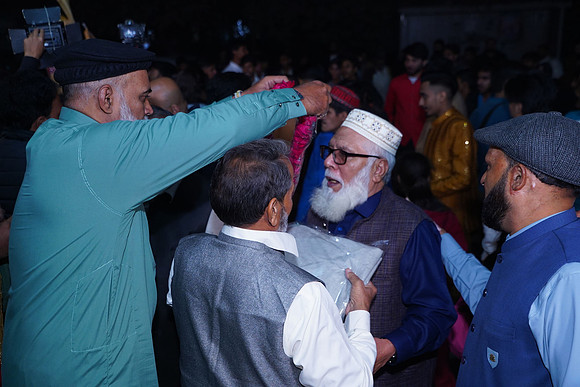 Naveed & Rabia Barat 00182