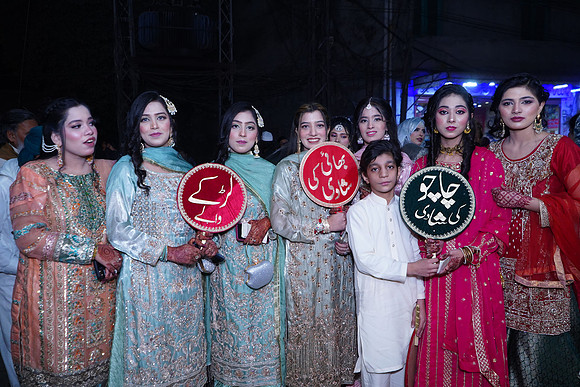 Naveed & Rabia Barat 00181