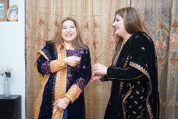 Kamal & Saba Baat Pakki 00026