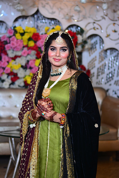 Sania & Hassan Mehndi 00003