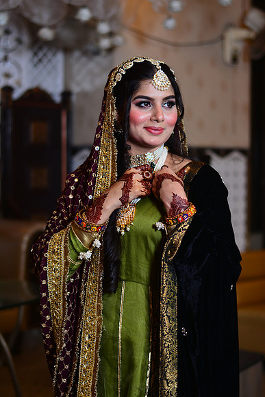 Sania & Hassan Mehndi 00015