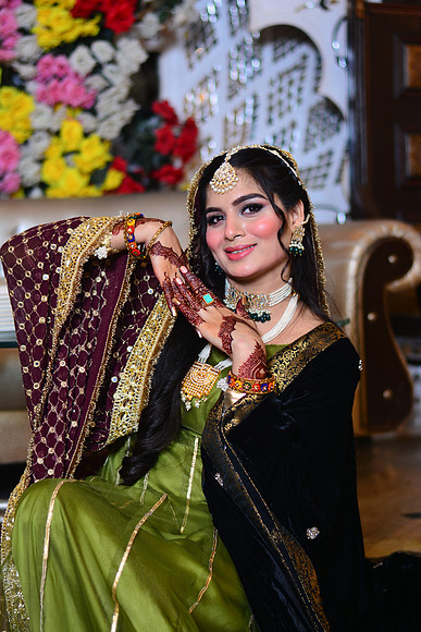 Sania & Hassan Mehndi 00021