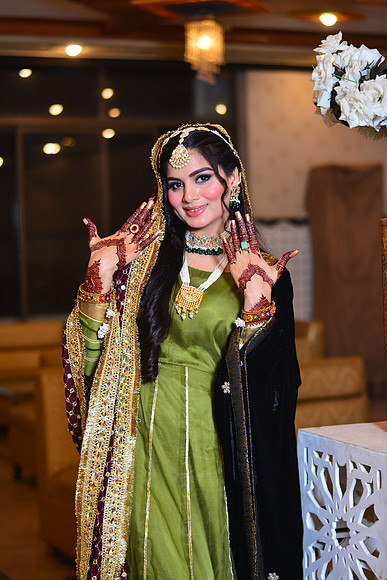 Sania & Hassan Mehndi 00037