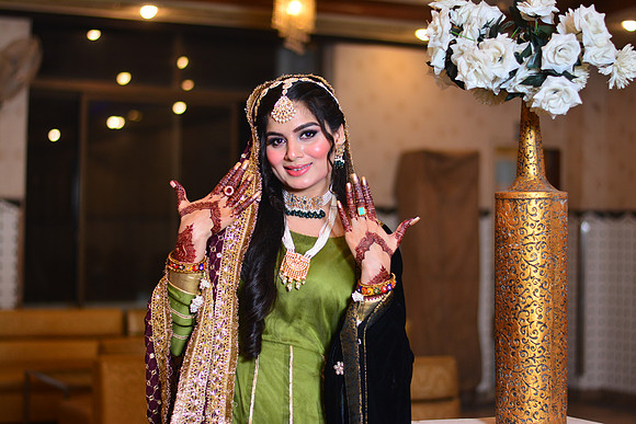 Sania & Hassan Mehndi 00038