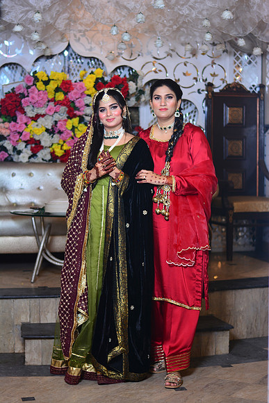 Sania & Hassan Mehndi 00061