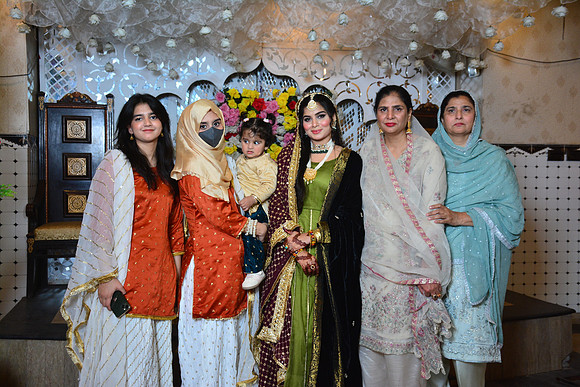 Sania & Hassan Mehndi 00068