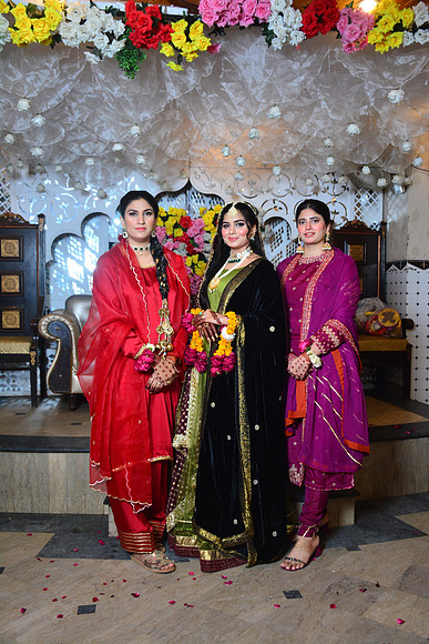 Sania & Hassan Mehndi 00117