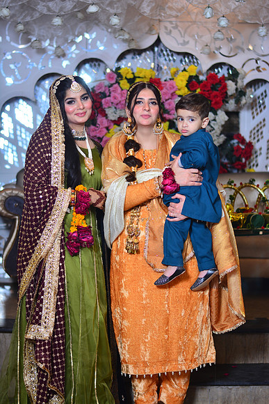 Sania & Hassan Mehndi 00143