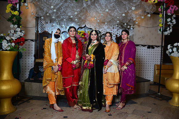 Sania & Hassan Mehndi 00155