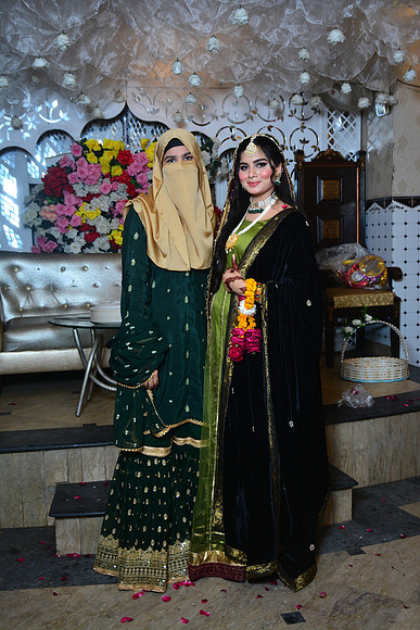 Sania & Hassan Mehndi 00172