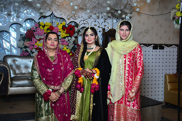 Sania & Hassan Mehndi 00175