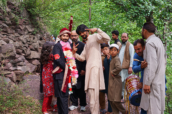 Haseeb & Usba Barat00198