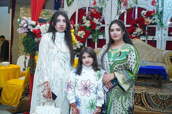 Ibrar & Khadija Mehndi 00013