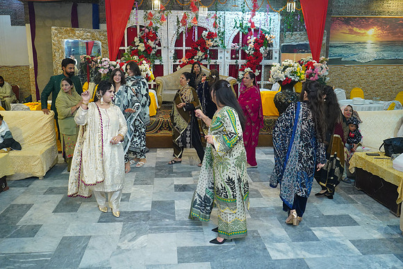 Ibrar & Khadija Mehndi 00035
