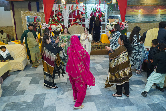 Ibrar & Khadija Mehndi 00037