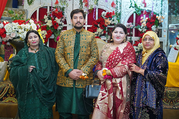 Ibrar & Khadija Mehndi 00087
