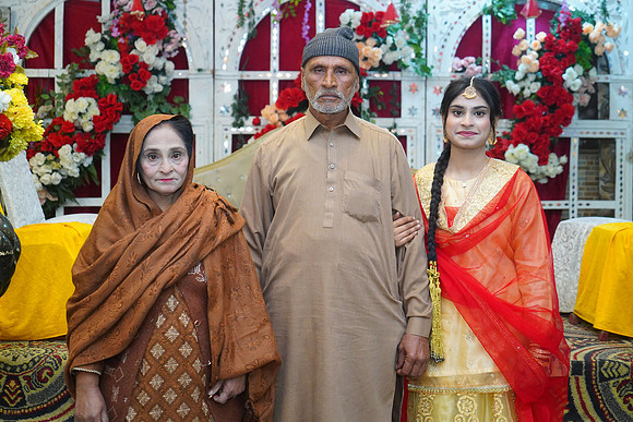 Ibrar & Khadija Mehndi 00105